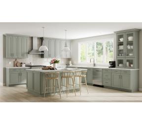 Craftsman Lily Green Shaker Cleveland - Town Sell Cabinets
