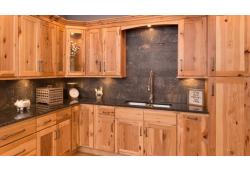 Hickory Shaker Cleveland - Town Sell Cabinets